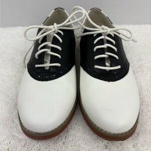 Eastland Women’s Sadie Oxford Flats in Black and White-Size: 7.5